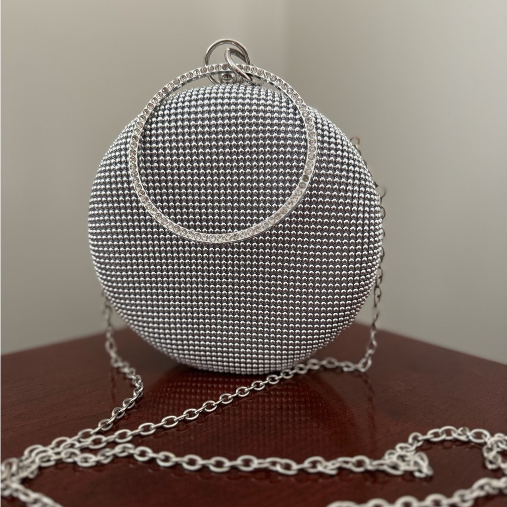 Rhinestone Silver Chain Circle Bag